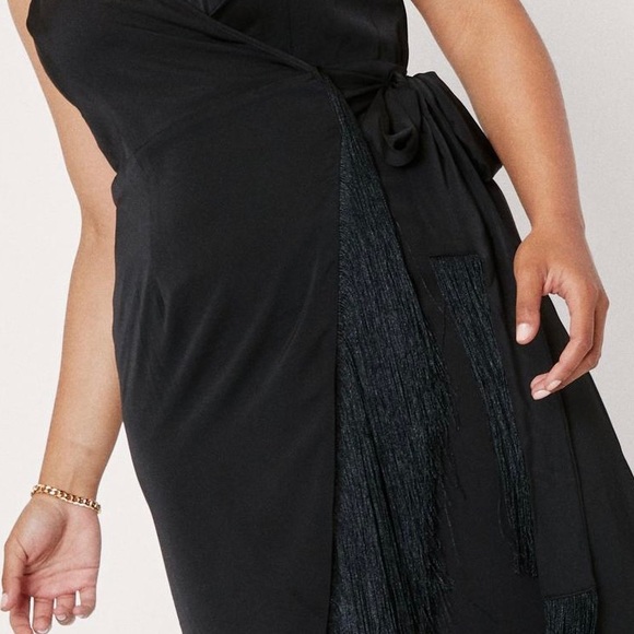 NWT Plus Size Nasty Gal Satin Midi Wrap Dress w/ Fringe Trim - Picture 4 of 4